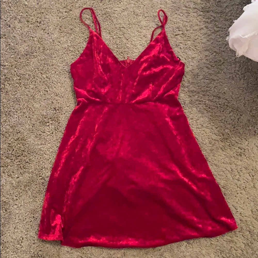 red velvet dress!!!